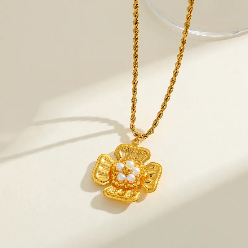 four petal pendant necklace 18K Gold plated Stainless Steel